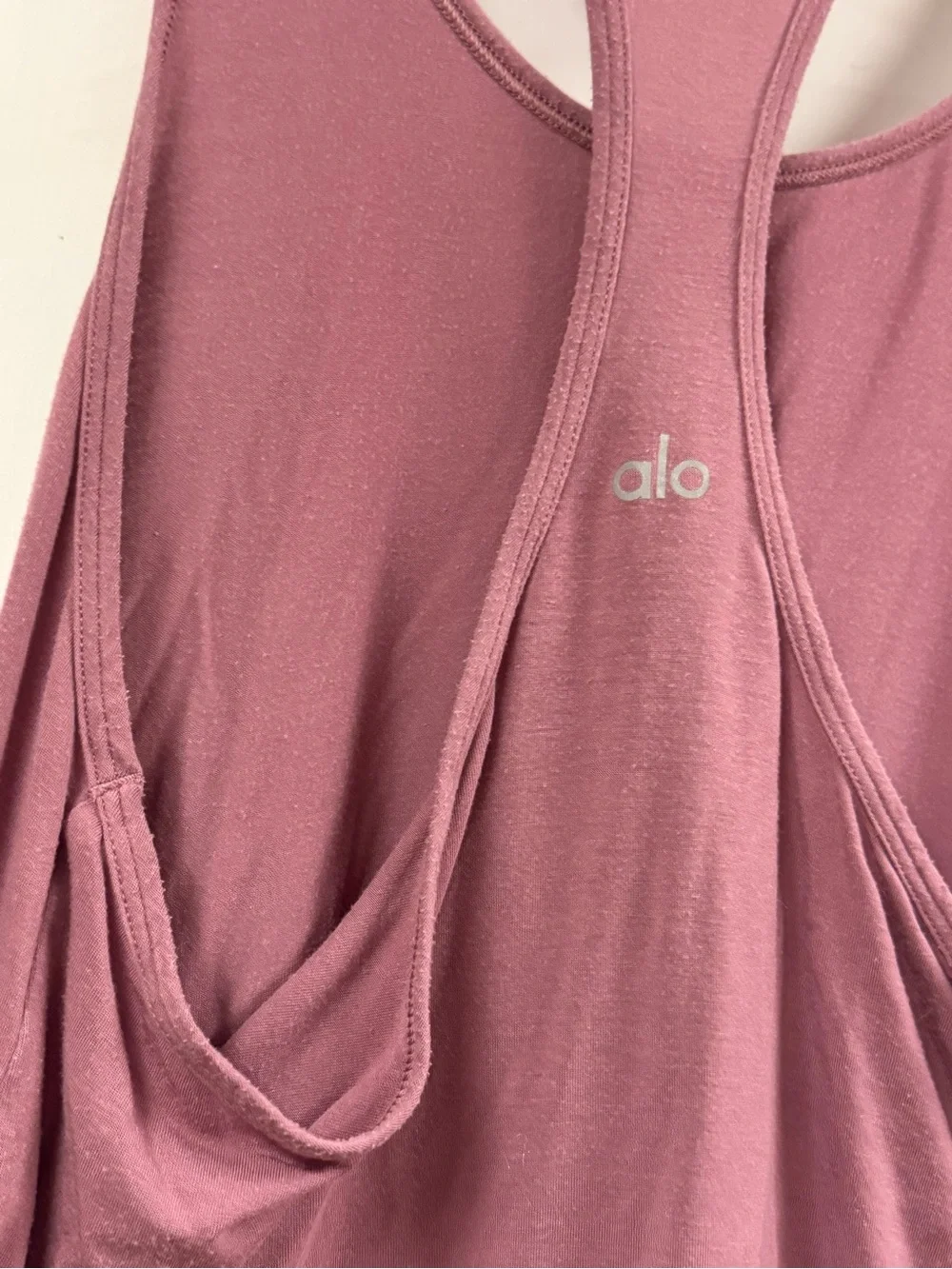 ALO Yoga Women's Dusty Rose Racerback Tank size Medium